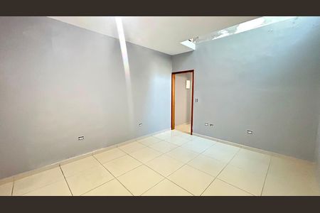 Sala de casa à venda com 4 quartos, 250m² em Jardim Adriana, Guarulhos