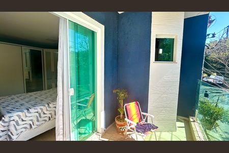 Sacada da Suíte de casa à venda com 4 quartos, 250m² em Jardim Adriana, Guarulhos