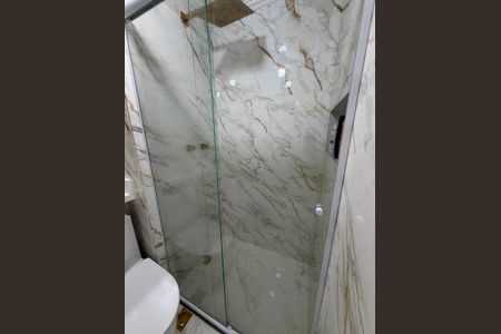 Banheiro de apartamento à venda com 3 quartos, 58m² em Parque Jaçatuba, Santo André