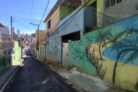 Fachada de casa para alugar com 1 quarto, 38m² em Vila Maracana, São Paulo