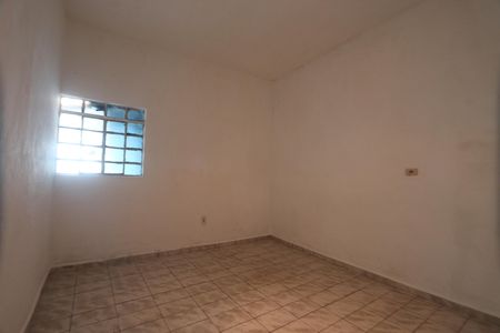 Casa para alugar com 120m², 2 quartos e 2 vagasQuarto 1