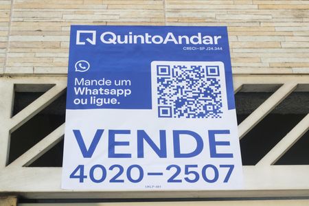 Placa instalada em 01/08/2026 com o código UKLP-481 de casa à venda com 4 quartos, 300m² em Jardim do Estádio, Santo André
