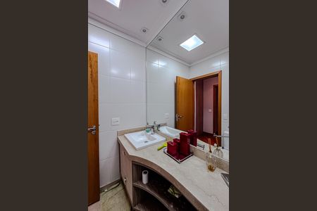 Banheiro da Suíte 4 de apartamento para alugar com 4 quartos, 335m² em Vila Regente Feijó, São Paulo