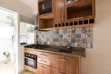 Cozinha de apartamento para alugar com 2 quartos, 53m² em Lapa, São Paulo