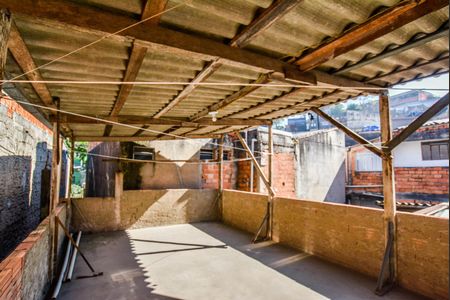 Laje de casa à venda com 2 quartos, 132m² em Jardim Santo André, Santo André