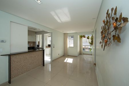 Apartamento à venda com 3 quartos, 78m² em Salgado Filho, Belo Horizonte