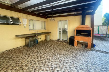 Área comum - Churrasqueira de apartamento para alugar com 2 quartos, 45m² em Vila Santo Antonio do Portao, Cotia
