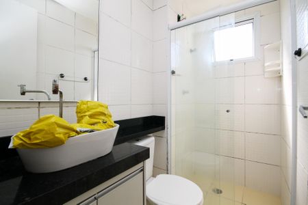 Apartamento para alugar com 45m², 2 quartos e 1 vaga Apartamento para alugar com 45m², 2 quartos e 1 vagaBanheiro