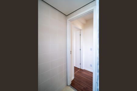 Banheiro de apartamento para alugar com 2 quartos, 52m² em Jardim das Estrelas, Sorocaba