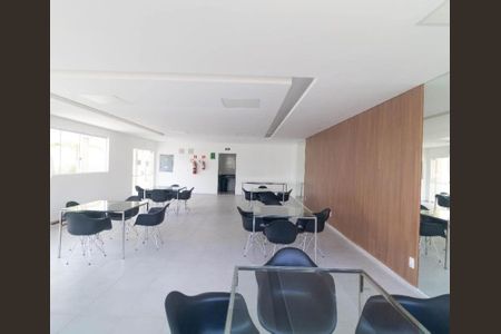 Área externa de apartamento para alugar com 2 quartos, 52m² em Vila Satúrnia, Campinas