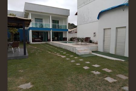 Área externa de casa à venda com 3 quartos, 235m² em Piratininga, Niterói