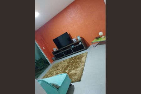 Sala 2 de casa à venda com 3 quartos, 235m² em Piratininga, Niterói
