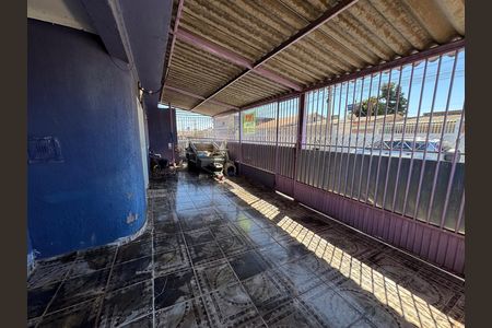 Garagem de casa à venda com 2 quartos, 150m² em Recanto das Emas, Brasília