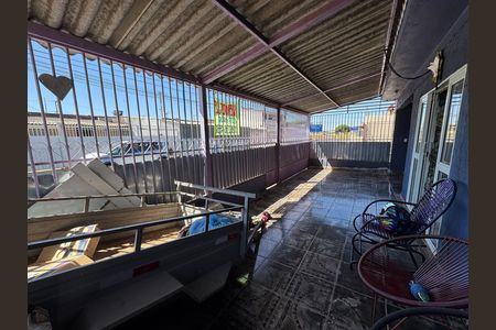 Garagem de casa à venda com 2 quartos, 150m² em Recanto das Emas, Brasília