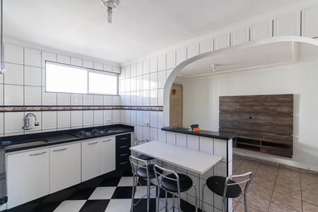 Cozinha  de apartamento para alugar com 2 quartos, 49m² em Artur Alvim, São Paulo