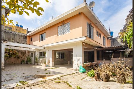Fachada  de casa à venda com 4 quartos, 850m² em Parque Doroteia, Diadema