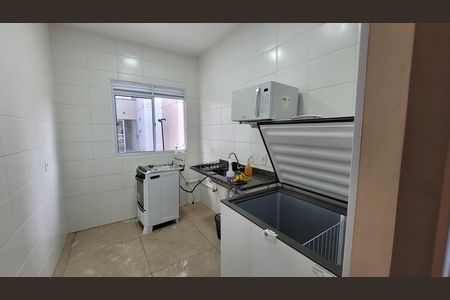 Apartamento para alugar com 2 quartos, 47m² em Jardim Cristiano, Itaquaquecetuba