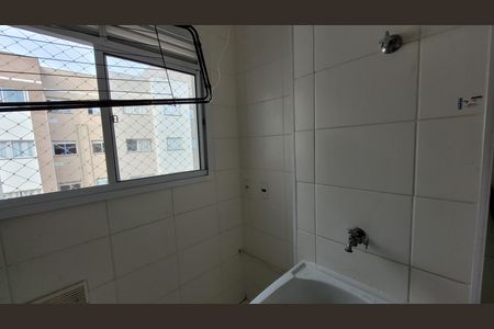 Área de Serviço de apartamento para alugar com 2 quartos, 47m² em Jardim Cristiano, Itaquaquecetuba