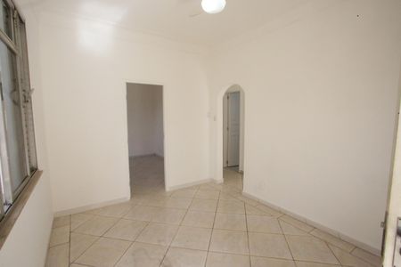 Sala de casa para alugar com 3 quartos, 80m² em Tanque, Rio de Janeiro