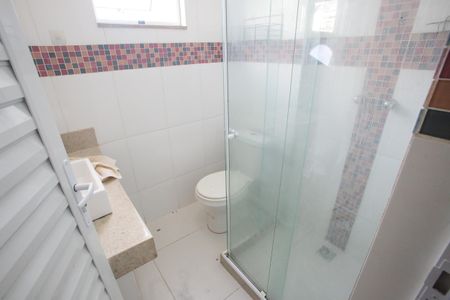 Casa para alugar com 80m², 3 quartos e sem vagaBanheiro da Suíte