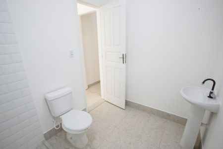 Casa para alugar com 80m², 3 quartos e sem vagaBanheiro Social