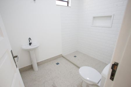 Casa para alugar com 80m², 3 quartos e sem vagaBanheiro Social