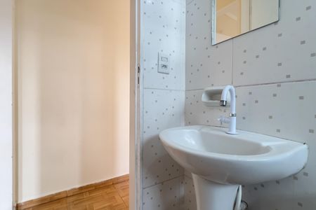 Banheiro de apartamento para alugar com 1 quarto, 60m² em Vila Tijuco, Guarulhos