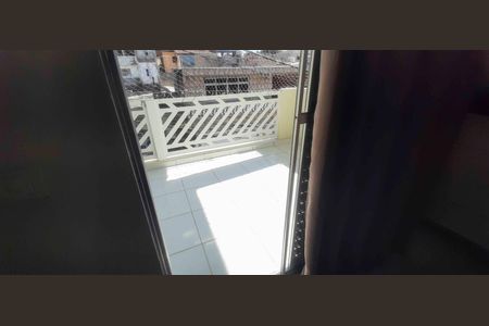 Casa à venda com 205m², 4 quartos e 2 vagas Casa à venda com 205m², 4 quartos e 2 vagasSacada da Suíte