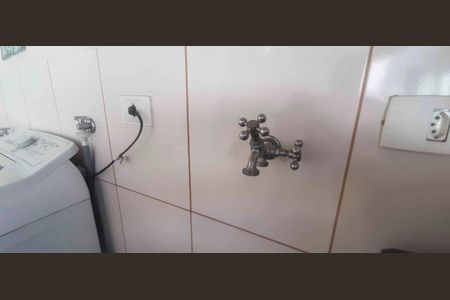 Casa à venda com 205m², 4 quartos e 2 vagas