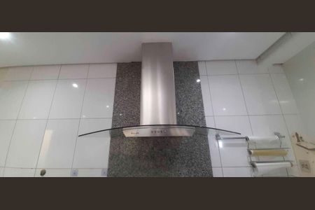 Casa à venda com 205m², 4 quartos e 2 vagas