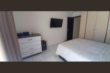Casa à venda com 205m², 4 quartos e 2 vagas