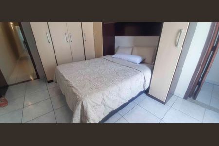Casa à venda com 205m², 4 quartos e 2 vagas