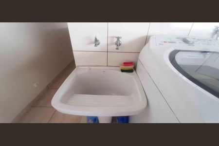 Casa à venda com 205m², 4 quartos e 2 vagas