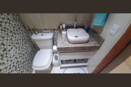 Casa à venda com 205m², 4 quartos e 2 vagas