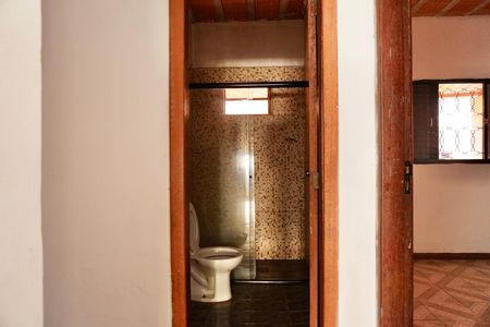 Casa para alugar com 70m², 2 quartos e 3 vagasBanheiro 