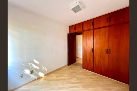 Apartamento à venda com 93m², 3 quartos e 1 vaga Apartamento à venda com 93m², 3 quartos e 1 vagaQuarto 2