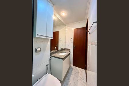 Apartamento à venda com 93m², 3 quartos e 1 vaga Apartamento à venda com 93m², 3 quartos e 1 vagaBanheiro