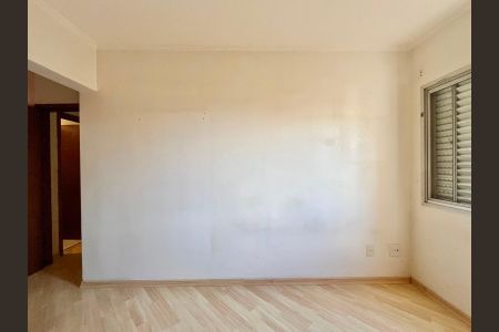 Apartamento à venda com 93m², 3 quartos e 1 vaga Apartamento à venda com 93m², 3 quartos e 1 vagaSuíte