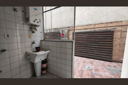 Casa de condomínio à venda com 116m², 3 quartos e 1 vaga