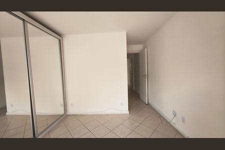 Casa de condomínio à venda com 116m², 3 quartos e 1 vaga