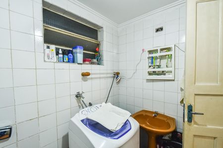 Banheiro de apartamento à venda com 1 quarto, 35m² em Liberdade, São Paulo
