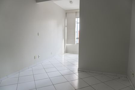 Sala de apartamento à venda com 1 quarto, 31m² em Tijuca, Rio de Janeiro