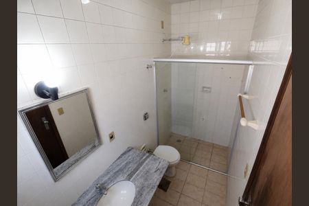 Casa para alugar com 115m², 3 quartos e 1 vaga Casa para alugar com 115m², 3 quartos e 1 vagaBanheiro