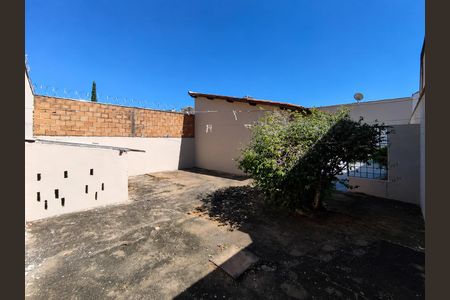 Casa para alugar com 115m², 3 quartos e 1 vaga Casa para alugar com 115m², 3 quartos e 1 vagaÁrea externa