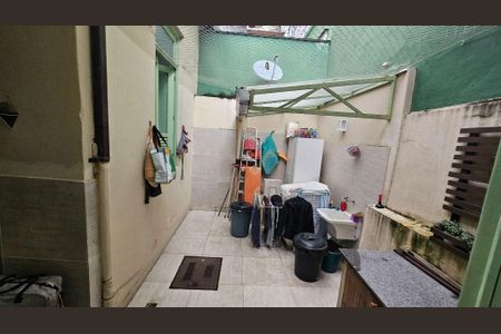 Casa à venda com 80m², 3 quartos e sem vaga