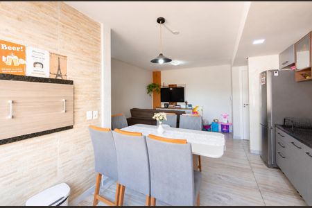 Sala de apartamento à venda com 2 quartos, 53m² em Fátima, Canoas