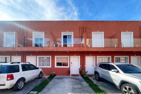 Casa de Condomínio para alugar com 2 quartos, 70m² em Paisagem Renoir, Cotia