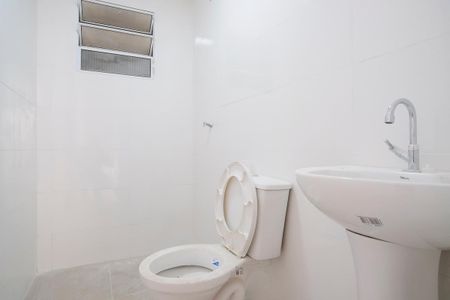 Banheiro 2 de casa para alugar com 2 quartos, 100m² em Santa Maria, São Caetano do Sul
