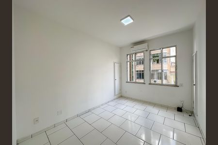 Apartamento para alugar com 2 quartos, 56m² em Centro, Rio de Janeiro