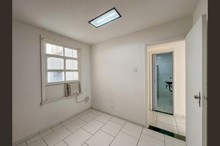 Apartamento para alugar com 56m², 2 quartos e sem vaga